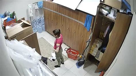 Young, naked girl ol on hidden camera / rare — Yandex video .
